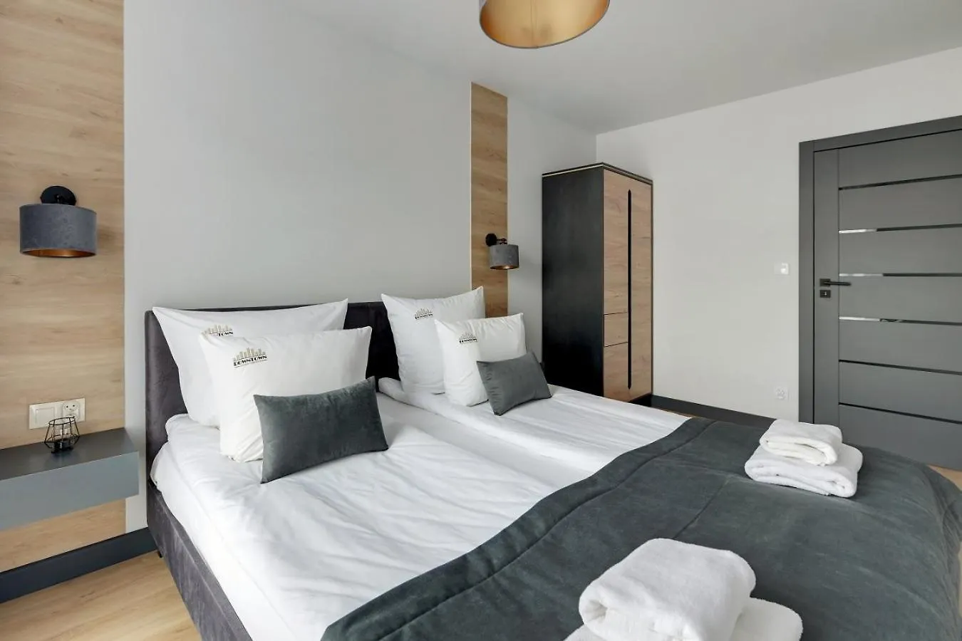 Angielska Grobla - City Center, Marina & Parking By Downtown Apartments Gdansk