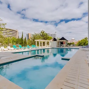 https://talia-ii-pool-city-center-vilamoura.hotelaalgarve.com