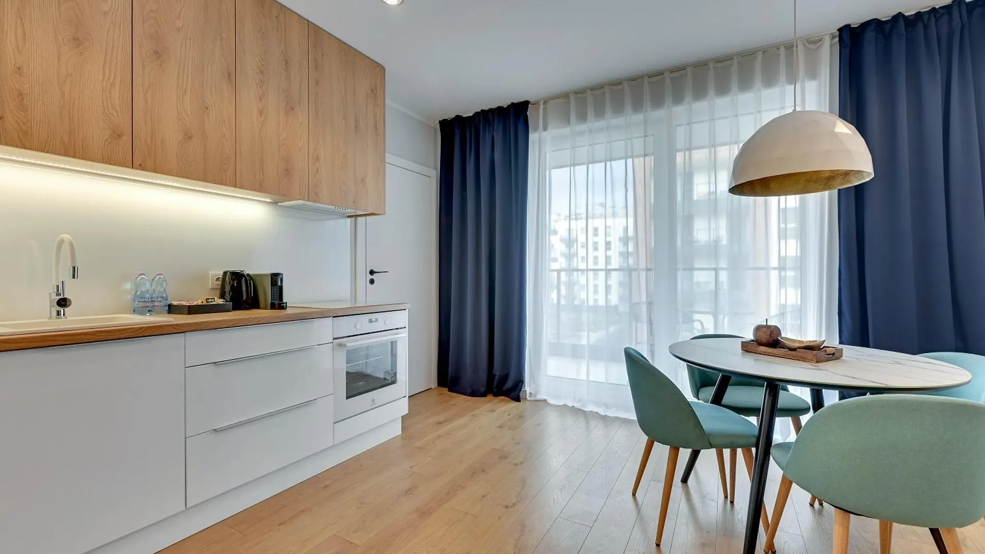 Angielska Grobla - City Center, Marina & Parking By Downtown Apartments Gdansk 0*,  Polonia